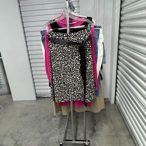 New York and Company | Vintage Patterned Skirt with Satin Belt | size XL